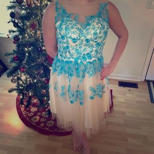 Lace party dress!